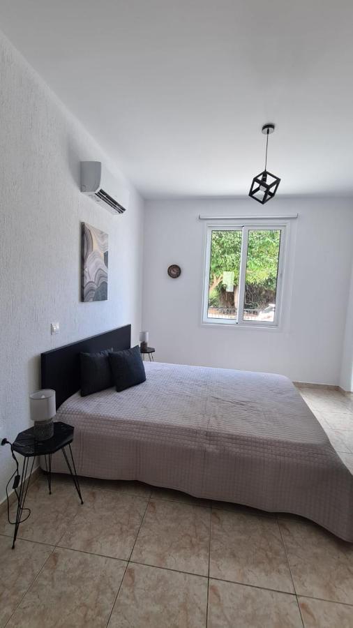 Laertis Apartments - By Imh Travel & Tours Paphos Exterior photo